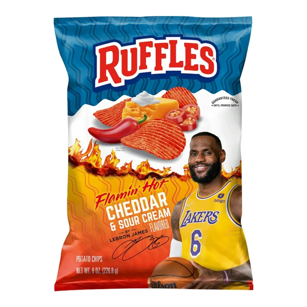028400688901 RUFFLES FLAMIN HOT CHEDDAR/SOUR CRM 8Z - Image 1