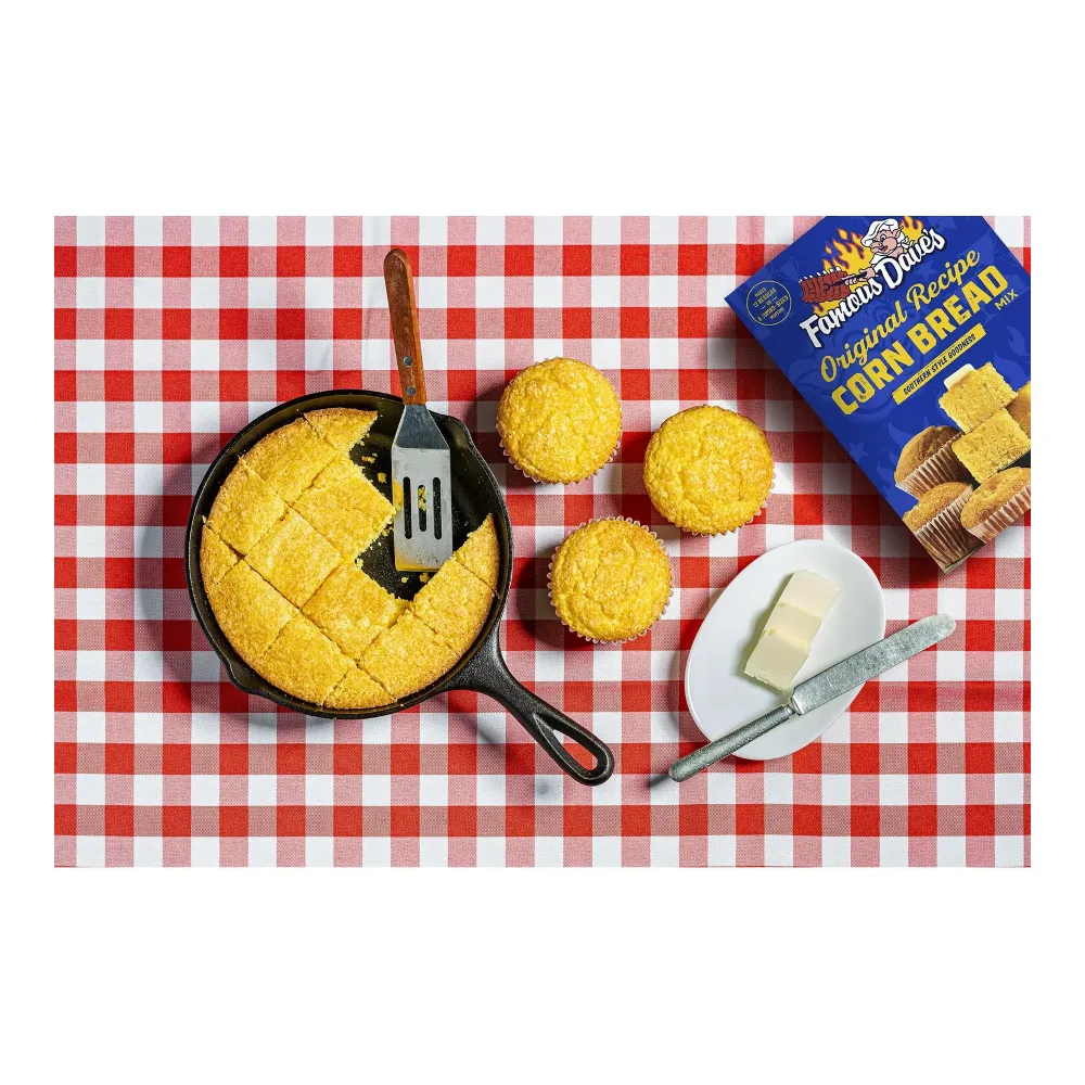 780993412690 FAMOUS DAVES CORNBREAD MIX 15Z - Image 1