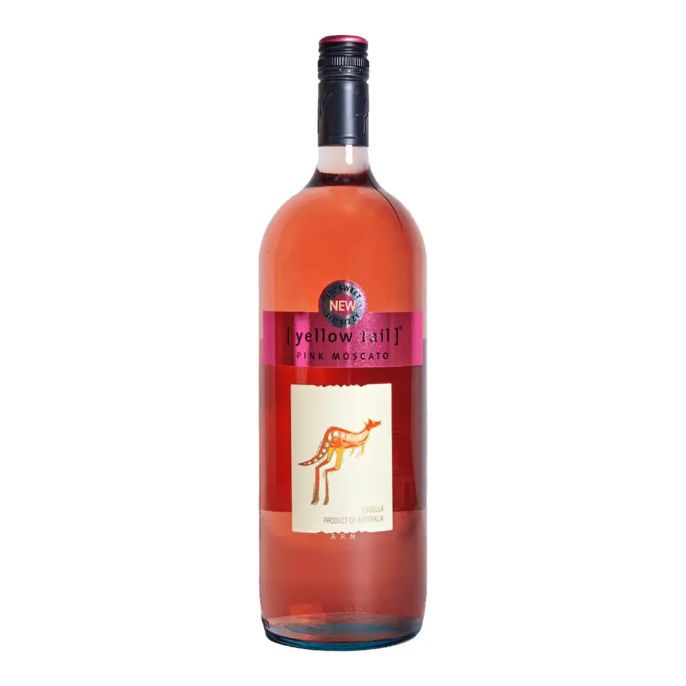 839743001520 YELLOW TAIL PINK MOSCATO 1.5LT - Image 1